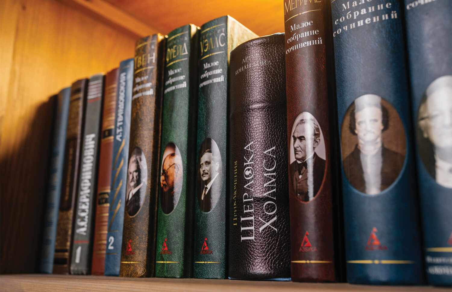картинка Сейф-книга, 5,7*13*18,5 см, "Приключения Шерлока Холмса", BRAUBERG, 291056 от магазина Альфанит в Кунгуре