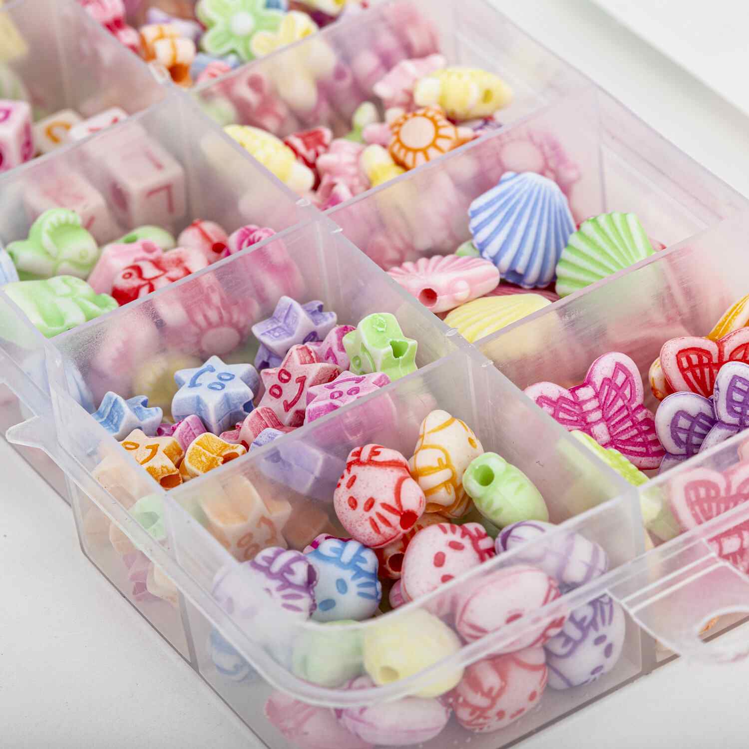 картинка Набор для создания бижутерии, 200 бусин, 10 видов, нить, "Beads Set", BRAUBERG KIDS, 664693 от магазина Альфанит в Кунгуре
