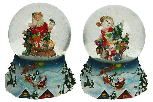 картинка Шар водяной, 6*4,5*4,5 см, полистоун, "Дед Мороз/Снеговик с оленем", 4291922 от магазина Альфанит в Кунгуре