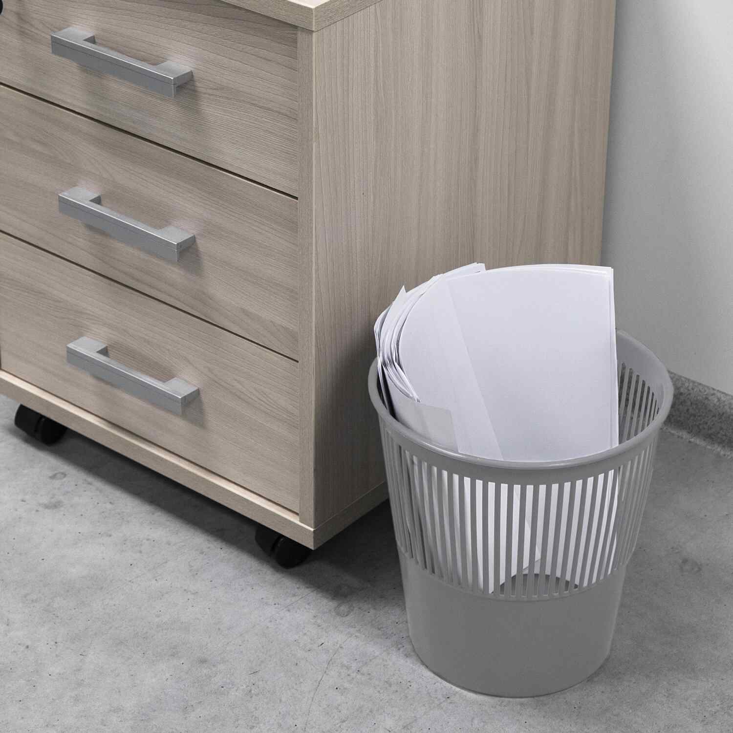 картинка Корзина для мусора 9 л, пластик, серый, сетчатая, BRAUBERG, 237002 от магазина Альфанит в Кунгуре